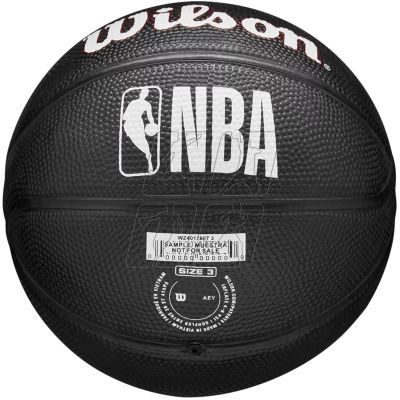 4. Piłka do koszykówki Wilson Team Tribute Miami Heat Mini Ball Jr WZ4017607XB