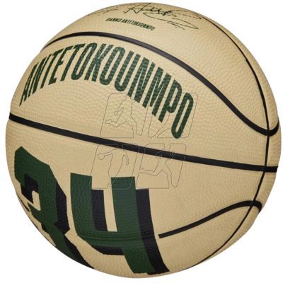 7. Piłka do koszykówki Wilson NBA Player Icon Giannis Antetokounmpo Mini Ball WZ4007501XB