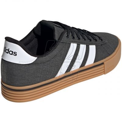 3. Buty adidas Daily 4.0 IF4492