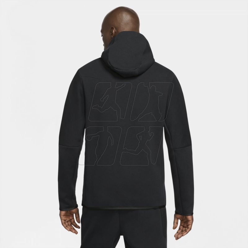 2. Bluza Nike Sportswear Tech Fleece M DD5174-010