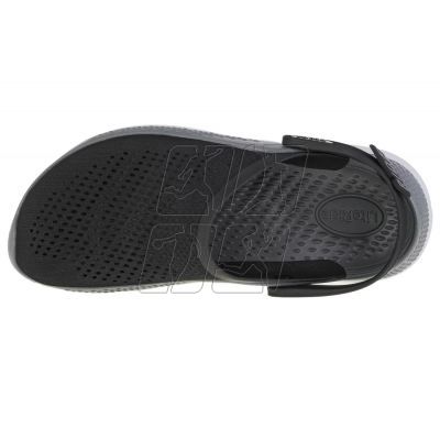 7. Klapki Crocs Literide 360 Clog M 206708-0DD