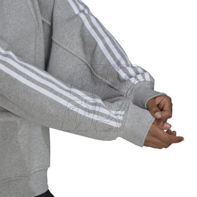 4. Bluza adidas Oversized Sweatshirt W H33538