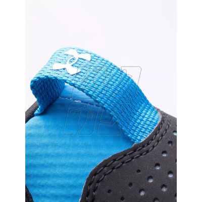 7. Buty Under Armour Essential M 3022954-400