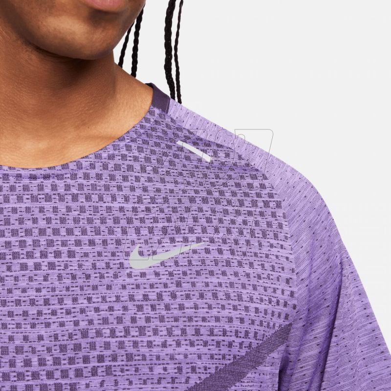 4. Koszulka Nike Dri-FIT ADV TechKnit Ultra M DM4753-540