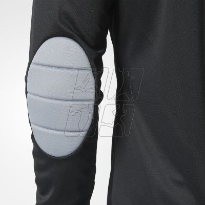 Koszulka bramkarska adidas Assita 17 M AZ5401 w kolorze czarnym, posiada ochraniacze w łokciach, ponadto została wyposażona w technologię climalite