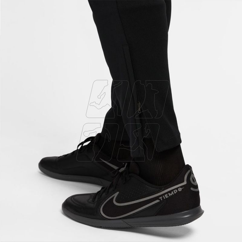 3. Spodnie Nike Therma-Fit Academy Winter Warrior M DC9142 011