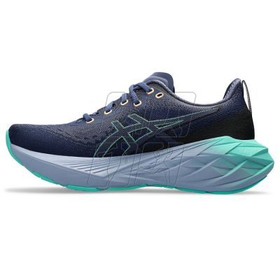 8. Buty do biegania Asics Novablast 4 W 1012B510401