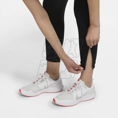 5. Spodnie Nike Dri-FIT Essential W DH6975-010
