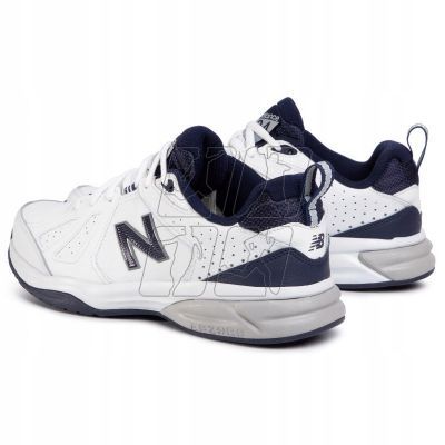 8. Buty New Balance M MX624WN5 