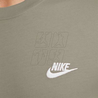 3. Koszulka Nike Club Tee M AR4997 320