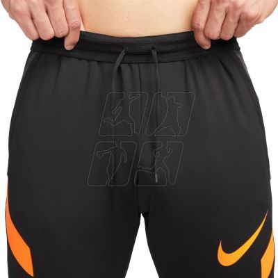 3. Spodnie Nike Dri-Fit Strike 21 Pant Kpz M CW5862 016