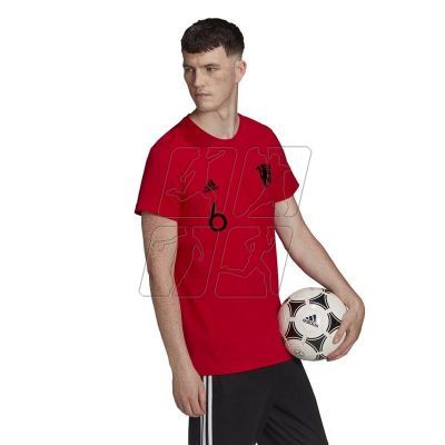 4. Koszulka adidas Manchester United Mufc Gfx T 6 M HS4908