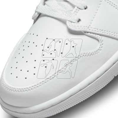 7. Buty Nike Air Jordan 1 Low M 553558-136