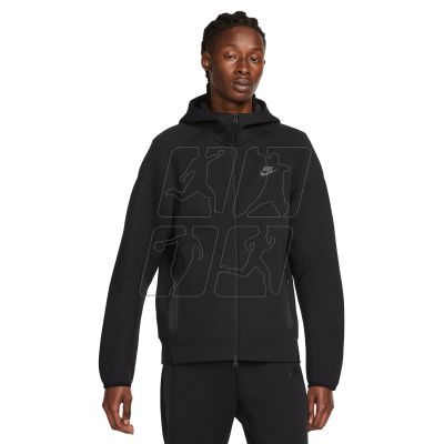 5. Bluza Nike Tech Fleece M FB7921-010