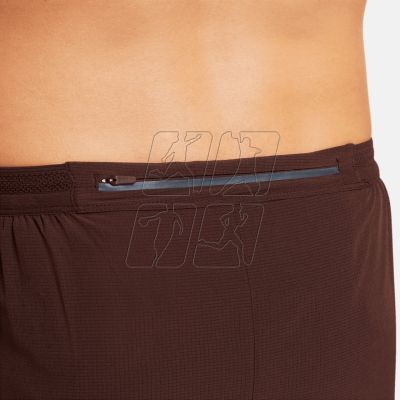 4. Spodnie Nike Dri-FIT ADV AeroSwift M DM4615-227