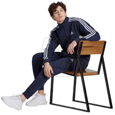 4. Dres adidas Basic 3-Stripes Fleece M IJ6064