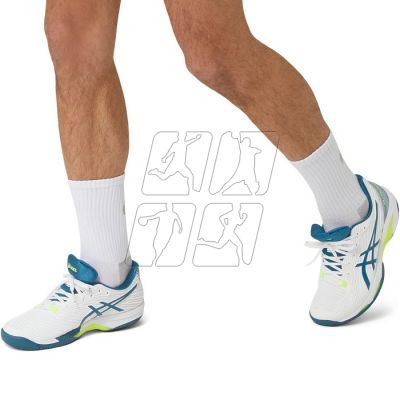 8. Buty do tenisa ziemnego Asics Solution Speed FF 2 M 1041A182102