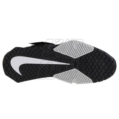 4. Buty Nike Savaleos M CV5708-010