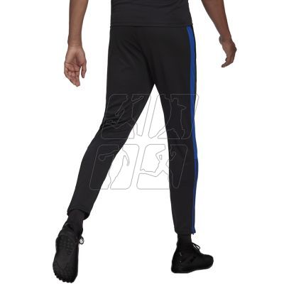 4. Spodnie adidas Tiro Essential M HM7920