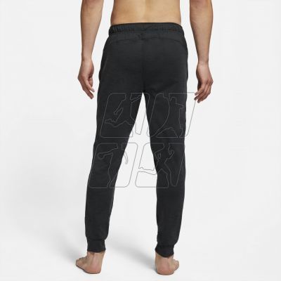 2. Spodnie Nike Yoga Dri-FIT M CZ2208-010