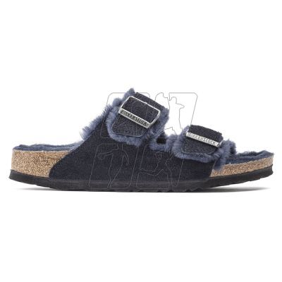 8. Klapki ocieplane Birkenstock Arizona VL Shearling Midnight skóra zamszowa szerokie regular (1020592)