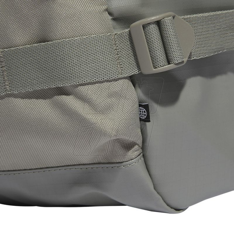 6. Plecak adidas TR Backpack IC1501
