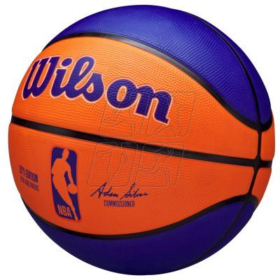 3. Piłka do koszykówki Wilson NBA Team City Edition New York Knicks WZ4024220XB