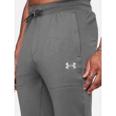 6. Spodnie treningowe Under Armour M 1387795-025