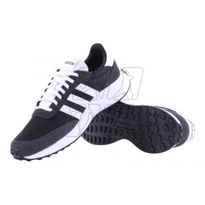 7. Buty adidas Run 70S M GX3090