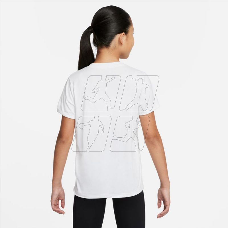 4. Koszulka Nike Dri-Fit Jr AR5039 101