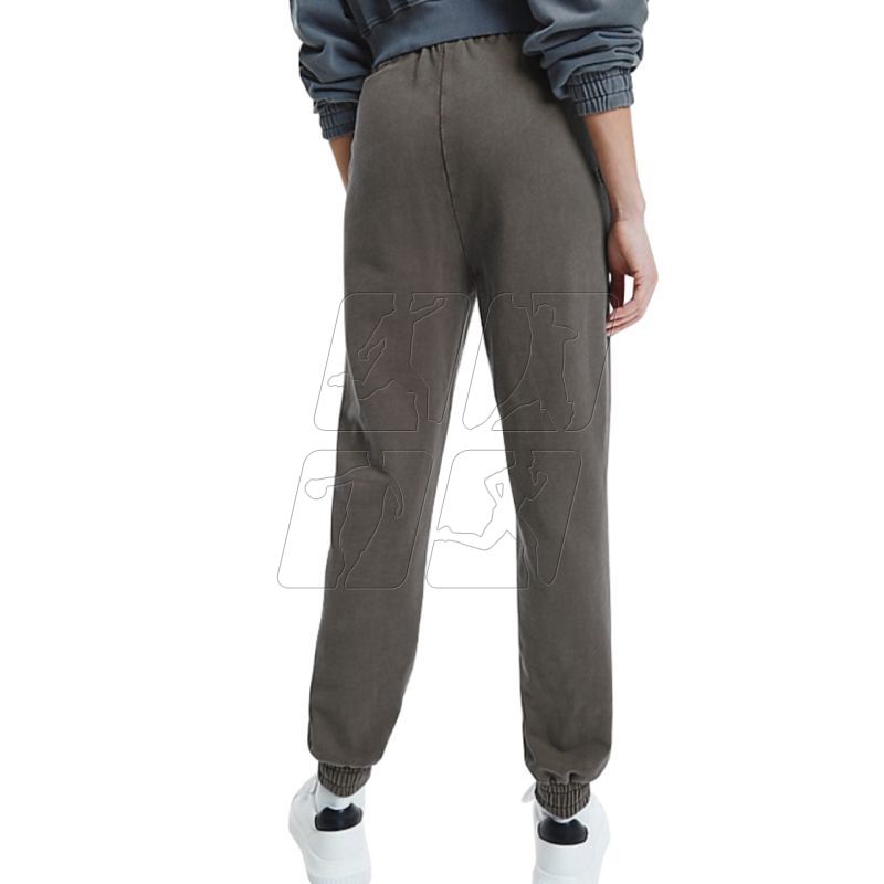 3. Spodnie Calvin Klein Jeans Regular W J20J218035