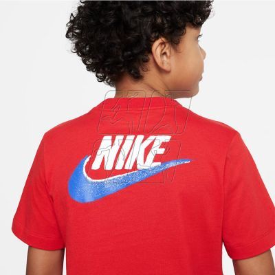 5. Koszulka Nike Sportswear SI Graphic Tee Jr FJ5391-657