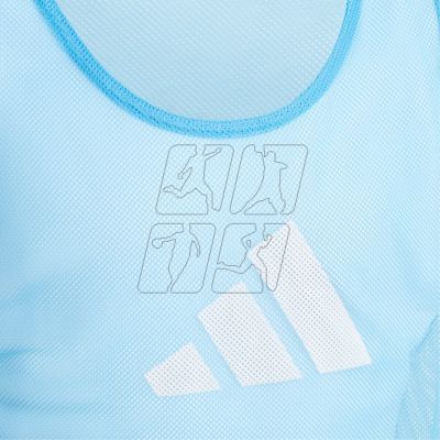 4. Znacznik adidas Training BIB 24 Jr JF3247