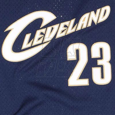 4. Koszulka Mitchell &Ness Cleveland Cavaliers NBA Swingman Jersey Lebron James M SMJYGS18156-CCANAVY08LJA