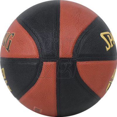 7. Piłka Spalding Advanced Grip Control  In/Out Ball 76872Z