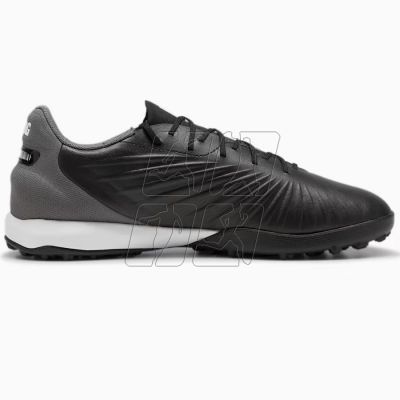 6. Buty piłkarskie Puma King Match TT M 107879-01