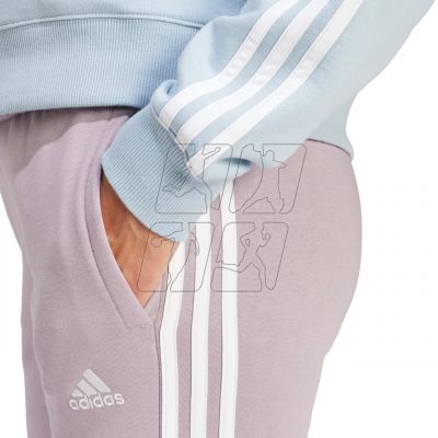 4. Spodnie adidas Essentials 3-Stripes Fleece W IR5403