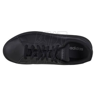 3. Buty adidas Advantage Base M EE7693