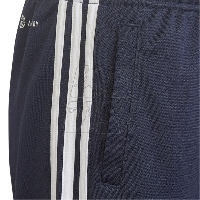 4. Spodenki adidas Designed 2 Move 3-Stripes Shorts Jr HN8544
