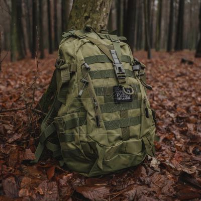 9. Plecak turystyczny Offlander Survival Trekker 25L OFF_CACC_34GN