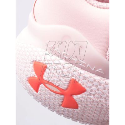 15. Buty Under Armour Machina 3 W 3024907-600