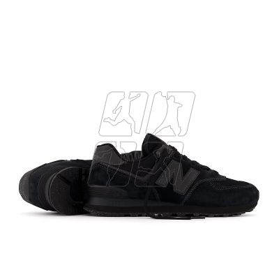 15. Buty New Balance M ML574EVE