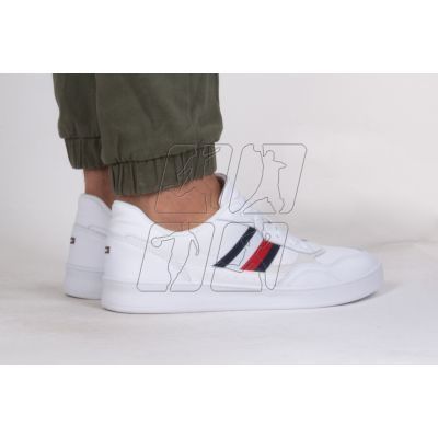 8. Buty Tommy Hilfiger Court Cupsole Retro Lth  Stripes M FM0FM04828YBS