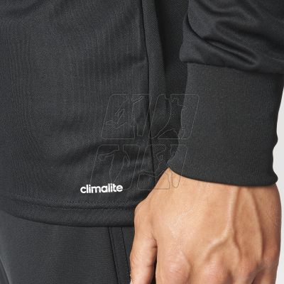 Koszulka bramkarska adidas Assita 17 M AZ5401 w kolorze czarnym, posiada ochraniacze w łokciach, ponadto została wyposażona w technologię climalite