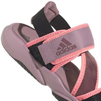 7. Sandały adidas Terrex Sumra W GY2928