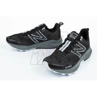 18. Buty do biegania New Balance FuelCore W WTNTRLB4