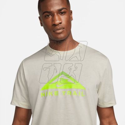 3. Koszulka Nike Dri-FIT M DM5412-104