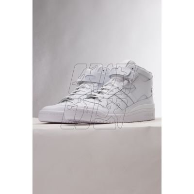 6. Buty adidas Forum Mid M FY4975