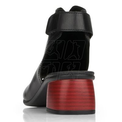 10. Skórzane komfortowe sandały Remonte W RKR654