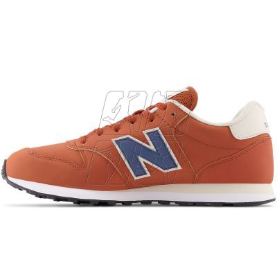 8. Buty New Balance M GM500FO2